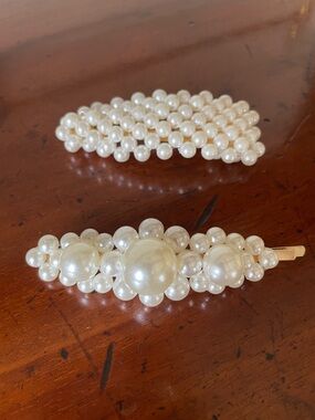 Elegant Pearl Hair Clip